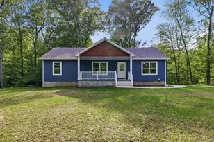 238 Simpson Ln, Montville, CT 06370 - Photo 4