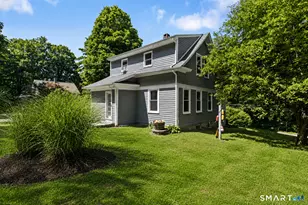 28 New St, Wilton, CT 06897 - Photo 4