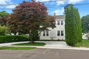 36 Mortimer St, New Canaan, CT 06840 - Photo 2