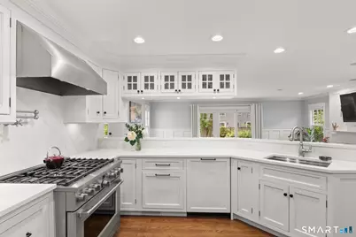 1644 Boston Post Road, Darien, CT 06820 - Photo 12