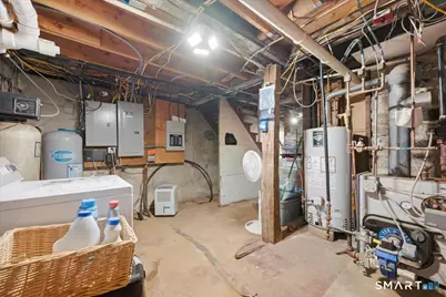 82 Old Post Road, Clinton, CT 06413 - Photo 32