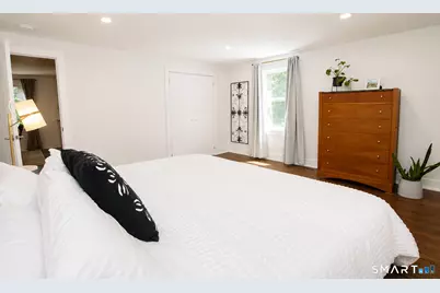 26 Crescent Way, Simsbury, CT 06070 - Photo 16