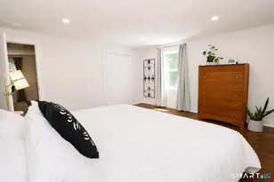 26 Crescent Way, Simsbury, CT 06070 - Photo 16