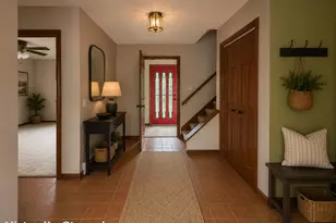 4 Ta'Agan Point Rd, Danbury, CT 06811 - Photo 2