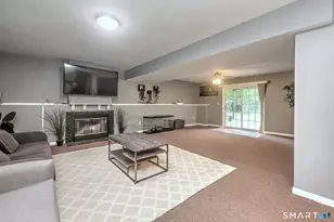 24 Warner Rd, North Haven, CT 06473 - Photo 24