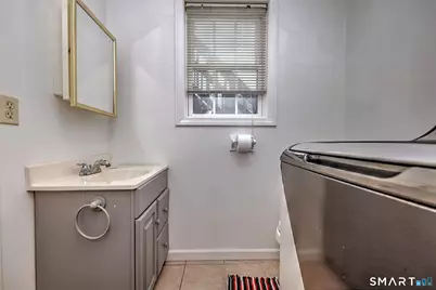 24 Warner Road, North Haven, CT 06473 - Photo 32