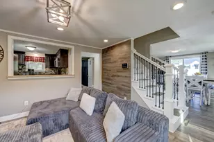 839 Center St, Manchester, CT 06040 - Photo 10