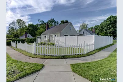 839 Center Street, Manchester, CT 06040 - Photo 2