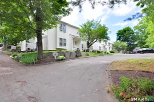 12 Deerwood Ln, Waterbury, CT 06704 - Photo 36