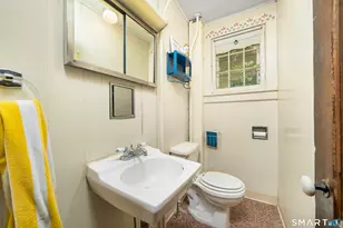 29 S Main St, Windsor Locks, CT 06096 - Photo 24