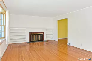 12 Greenfield Dr, Ansonia, CT 06401 - Photo 2