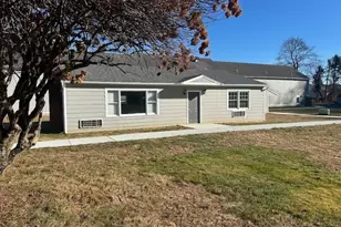 1030 Federal Rd, Brookfield, CT 06804 - Photo 2