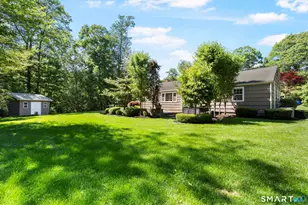 180 Tom Swamp Rd, Hamden, CT 06518 - Photo 36