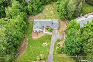 26 Brookmoor Rd, Avon, CT 06001 - Photo 32