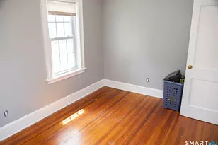 34 Selldan St, West Hartford, CT 06110 - Photo 28