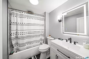 34 Selldan St, West Hartford, CT 06110 - Photo 20