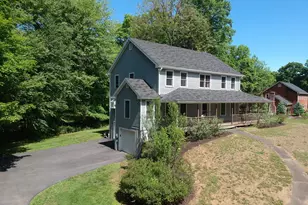 131 Hanover Rd, Newtown, CT 06470 - Photo 4