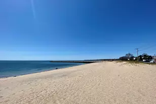 343 Beach St, West Haven, CT 06516 - Photo 2