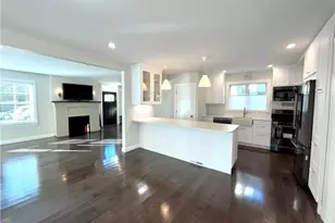 49 Midland Ave, Stamford, CT 06906 - Photo 2