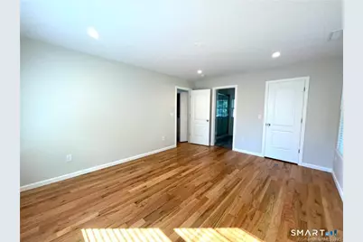 49 Midland Avenue, Stamford, CT 06906 - Photo 10