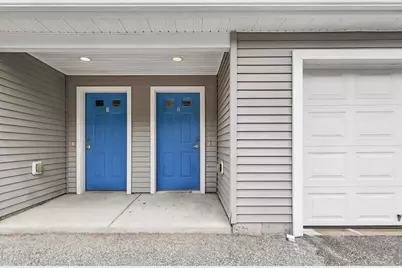 62 Chestnut St Extension #31, Danbury, CT 06810 - Photo 6
