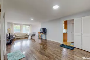1 Strawberry Hill Ct, Stamford, CT 06902 - Photo 1