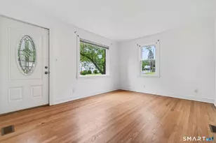 449 Atwood Ave, Waterbury, CT 06705 - Photo 6