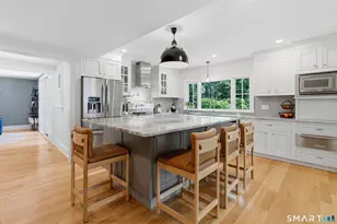 22 Ledge Rd, Norwalk, CT 06853 - Photo 8