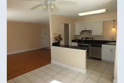93 Kent Court #93, Meriden, CT 06450 - Photo 6