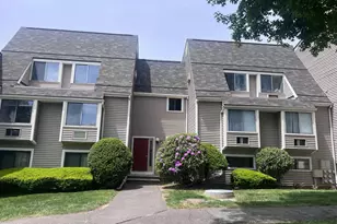93 Kent Ct, Meriden, CT 06450 - Photo 1