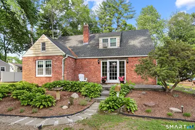 26 Fernbel Lane, West Hartford, CT 06107 - Photo 1