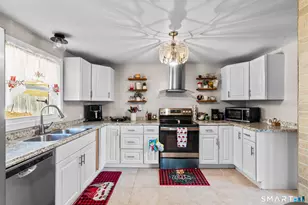 208 Bungay Rd, Seymour, CT 06483 - Photo 6