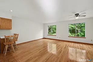 83 Columbus Pl, Stamford, CT 06907 - Photo 14