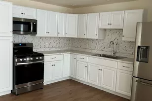 161 Thompson St, New Haven, CT 06511 - Photo 1