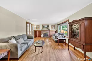 20 Cornfield Rd, Windsor, CT 06095 - Photo 2