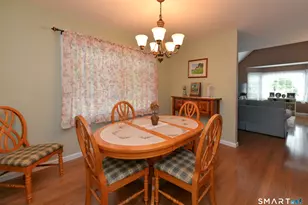 17 Woodbury Hl, Woodbury, CT 06798 - Photo 6