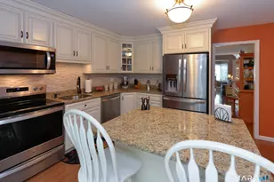 17 Woodbury Hl, Woodbury, CT 06798 - Photo 10