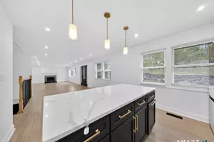 20 Oakridge Rd, Trumbull, CT 06611 - Photo 6