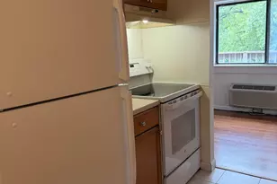 126 Triangle St, Danbury, CT 06810 - Photo 10