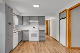 3 Carmen St, East Haven, CT 06512 - Photo 8