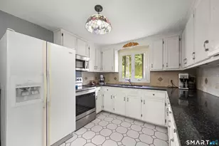 6 Fairview Ave Ext, Ellington, CT 06029 - Photo 8