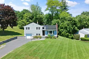 1 Batt Ln, East Haven, CT 06513 - Photo 1