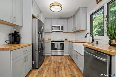 213 West Town Street #C11, Norwich, CT 06360 - Photo 10