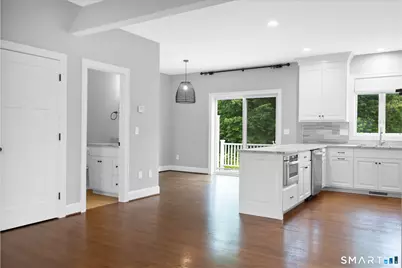 204 Mountain Road #F, Suffield, CT 06078 - Photo 8