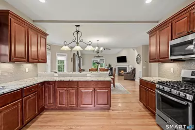 806 Sage Hill Drive #806, Oxford, CT 06478 - Photo 18