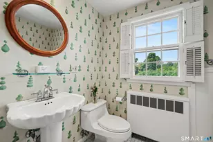 28 Center St, Fairfield, CT 06890 - Photo 34
