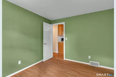 19 Alberta Street, Windsor Locks, CT 06096 - Photo 18