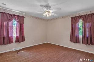 19 Alberta St, Windsor Locks, CT 06096 - Photo 8