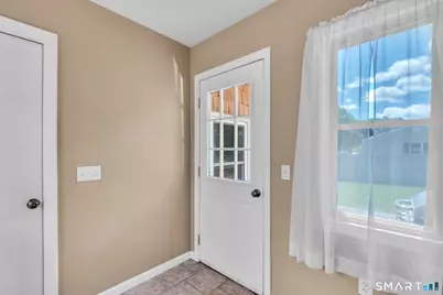 19 Alberta Street, Windsor Locks, CT 06096 - Photo 24