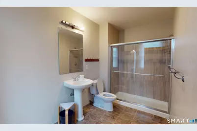 [Address not provided], New Haven, CT 06511 - Photo 22